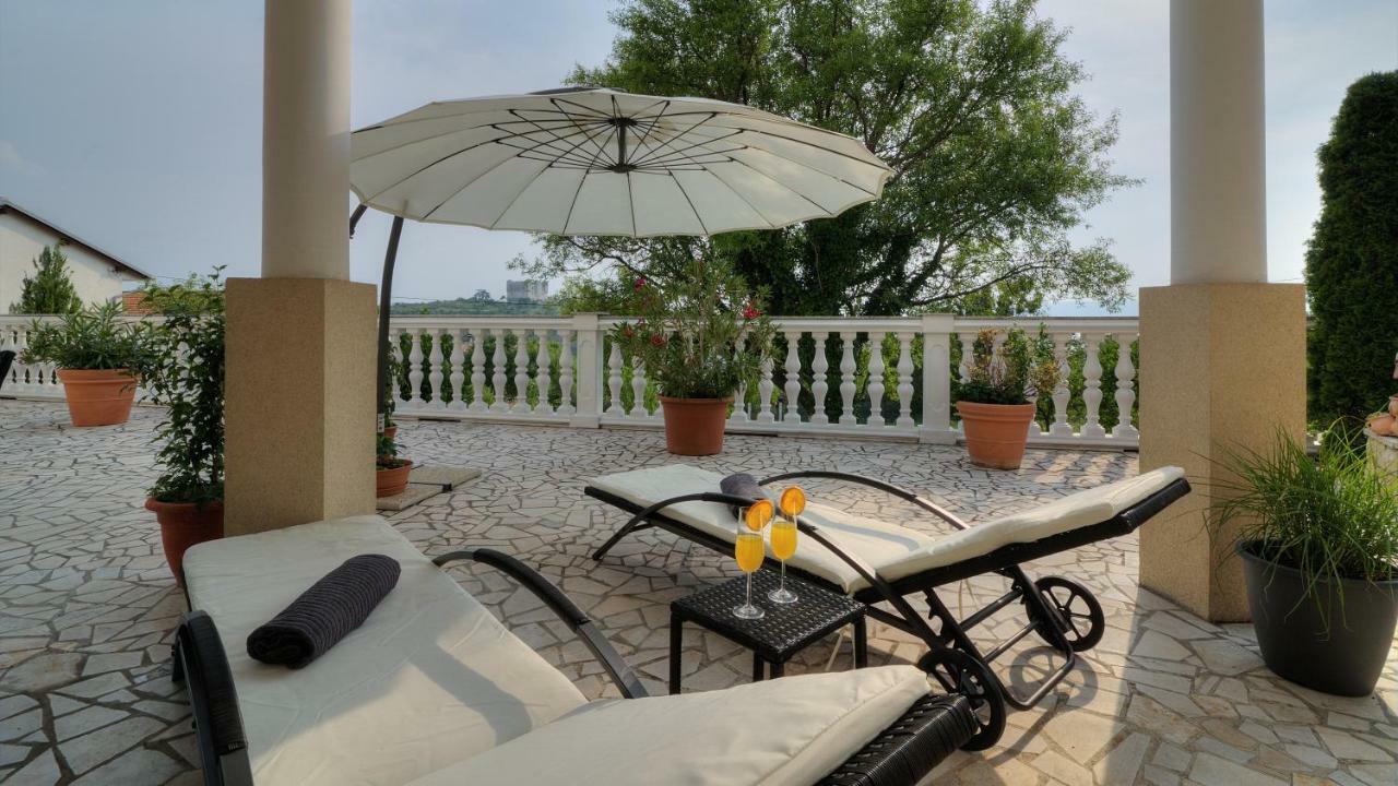 Apartment Barbara Сен Екстериор снимка