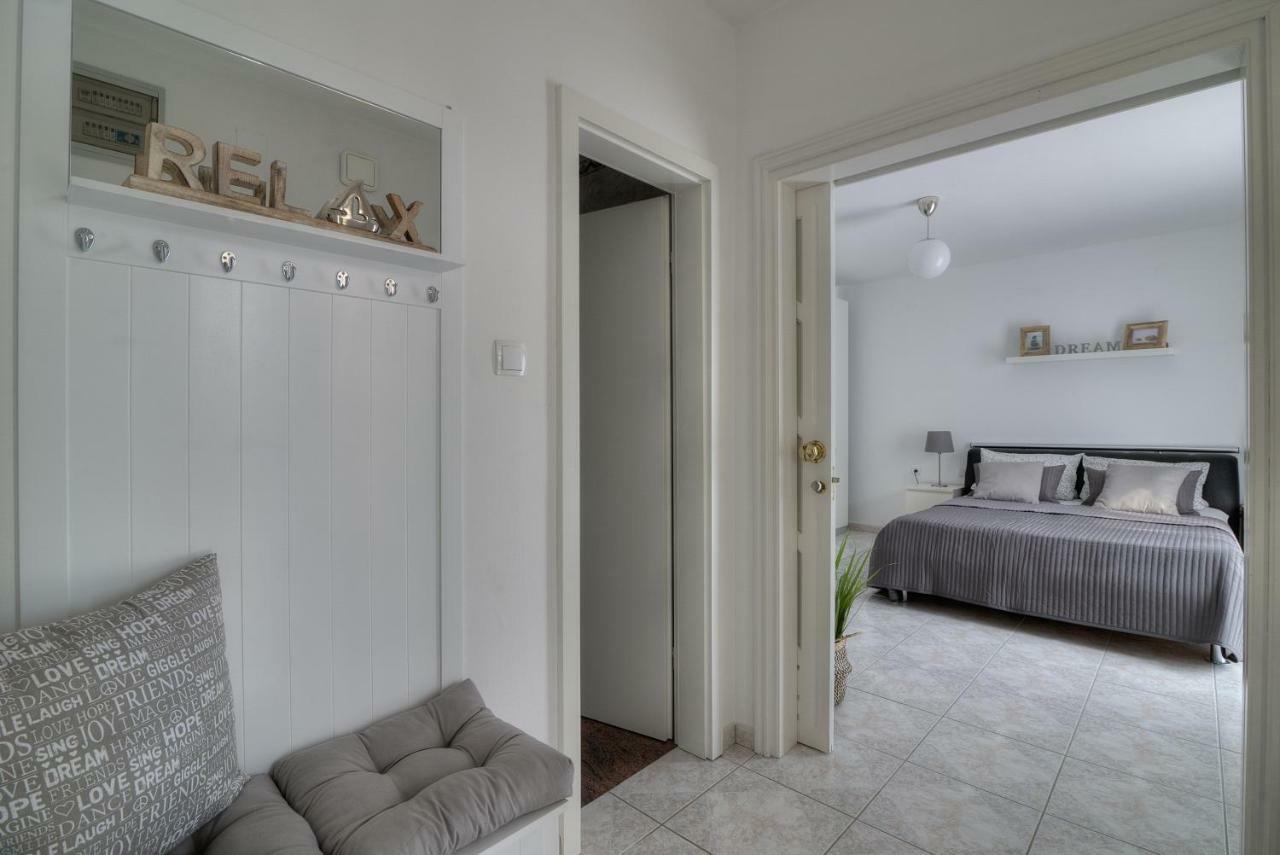 Apartment Barbara Сен Екстериор снимка