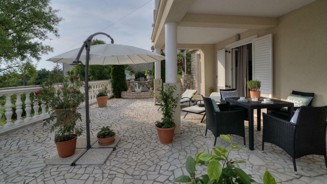 Apartment Barbara Сен Екстериор снимка